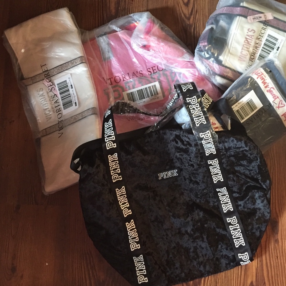 Victoria secret travel bags